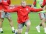 Rooney Lastikleri Calımlıyor Rooney Lastikleri Calımlıyor